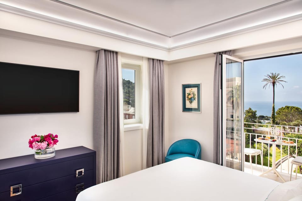 Bed, View (from property/room), Bedroom
