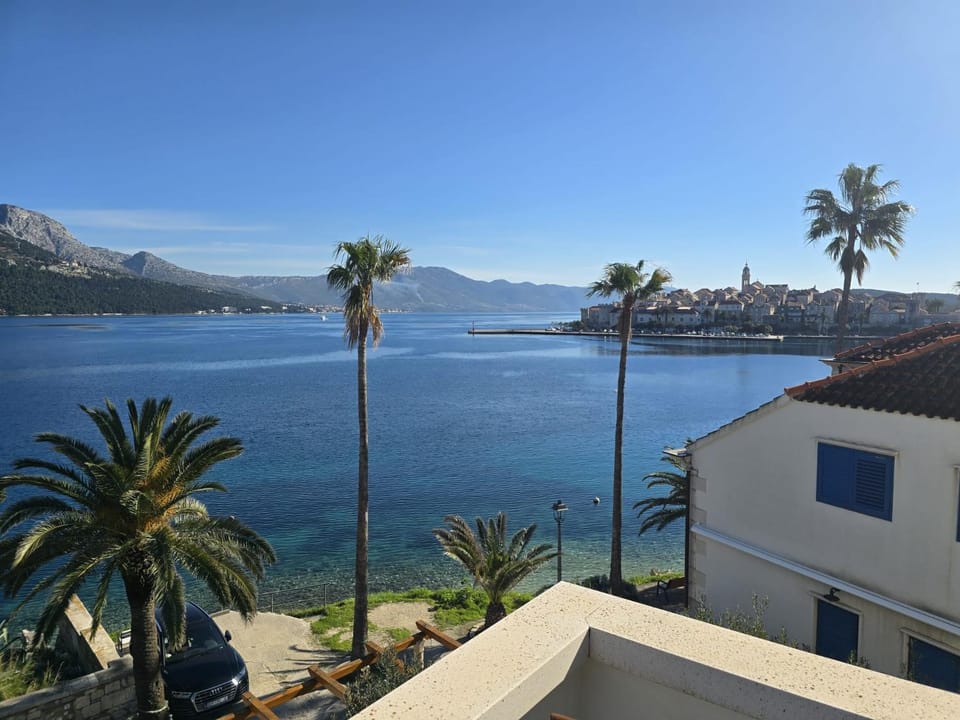 Nearby landmark, Day, Natural landscape, Mountain view, Sea view