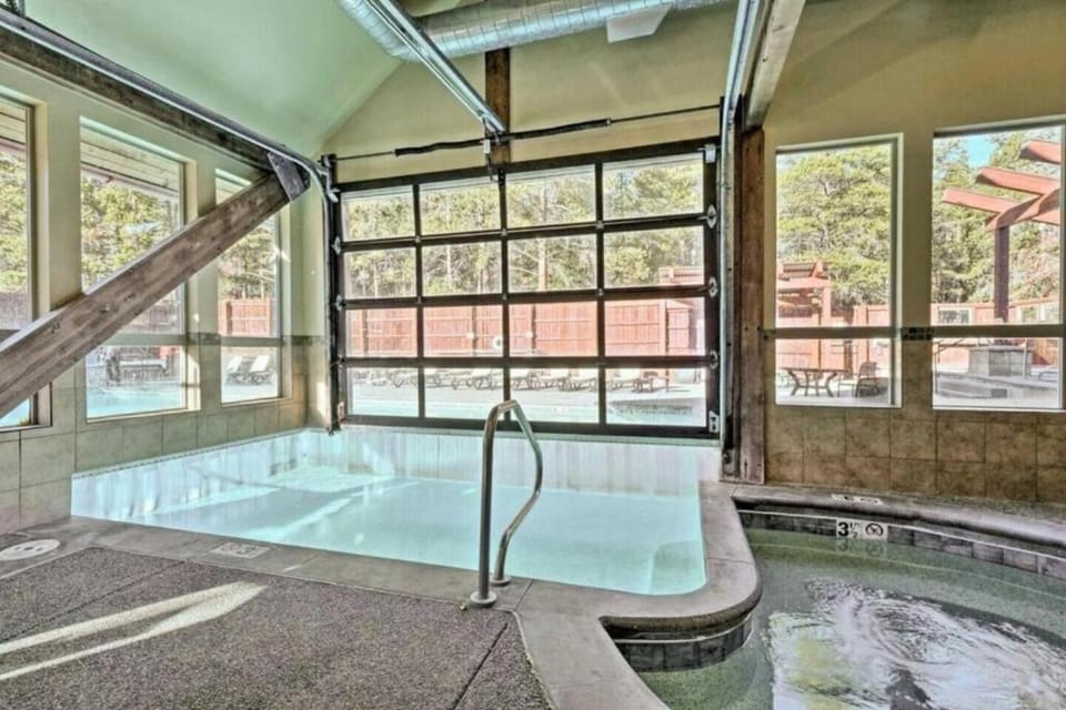 Hot Tub, Hot Tub, Swimming pool