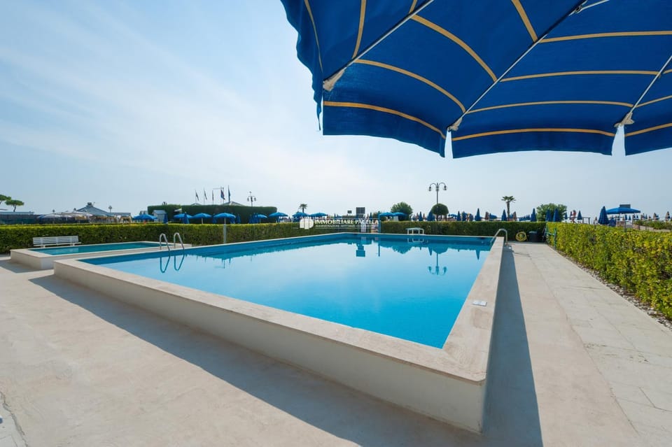 Property building, Summer, Beach, Beach, Swimming pool