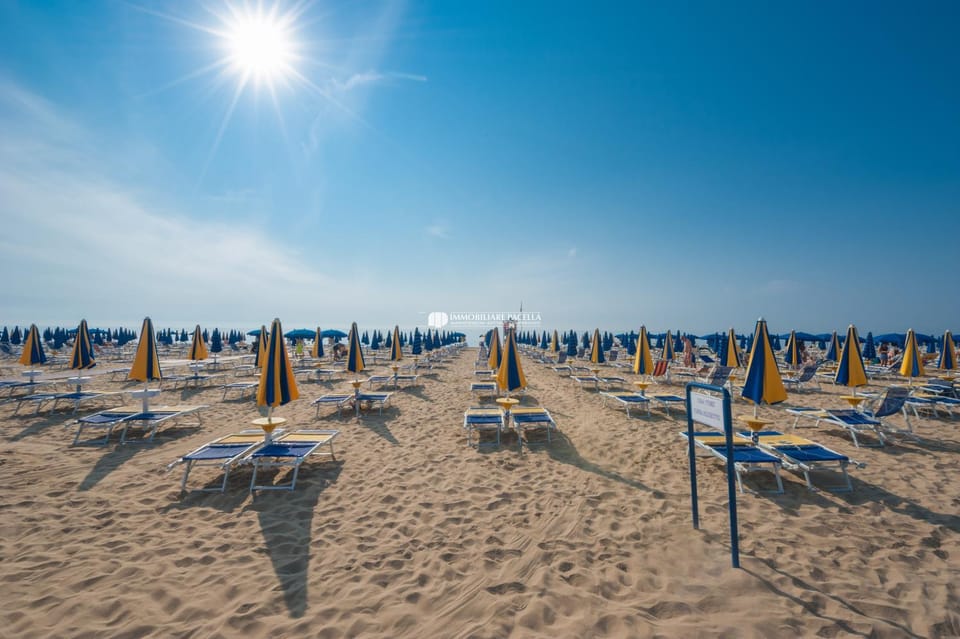 Beach, Sea view, sunbed