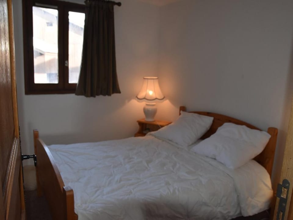 Appartement 3P sur pistes avec garage, 2 chambres, cuisine équipée - FR-1-266-182 Apartment in Montgenèvre