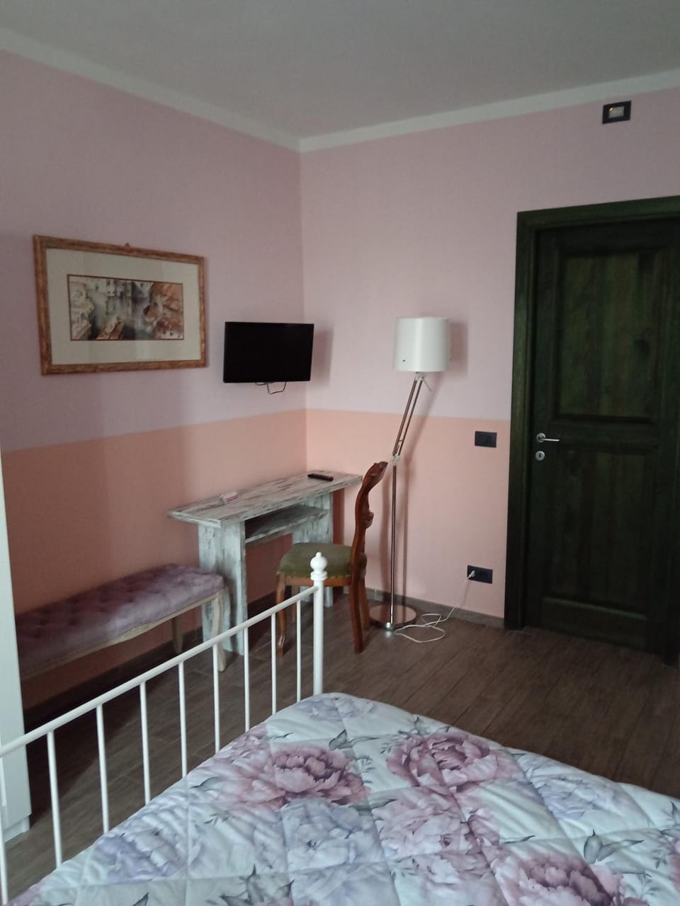 Ospitidelpero Bed and Breakfast in Piedmont