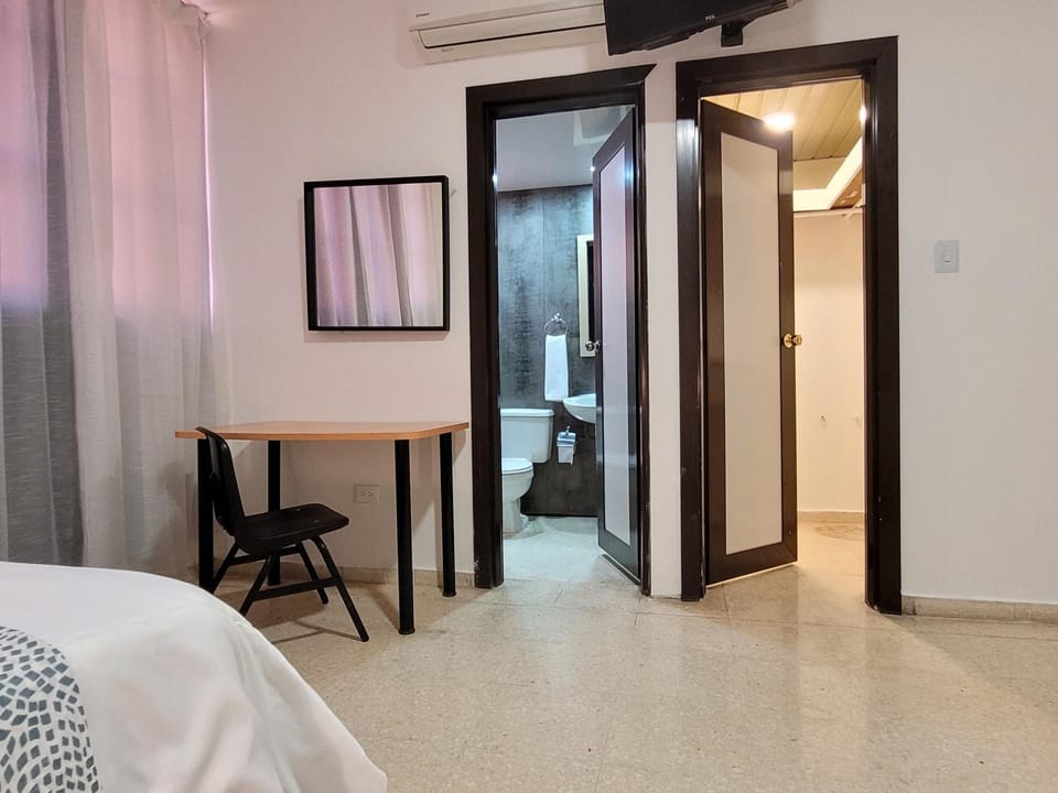 Photo of the whole room, Seating area, Bedroom