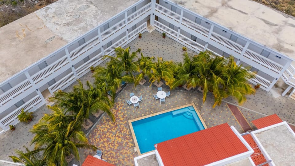 Pool view, Swimming pool