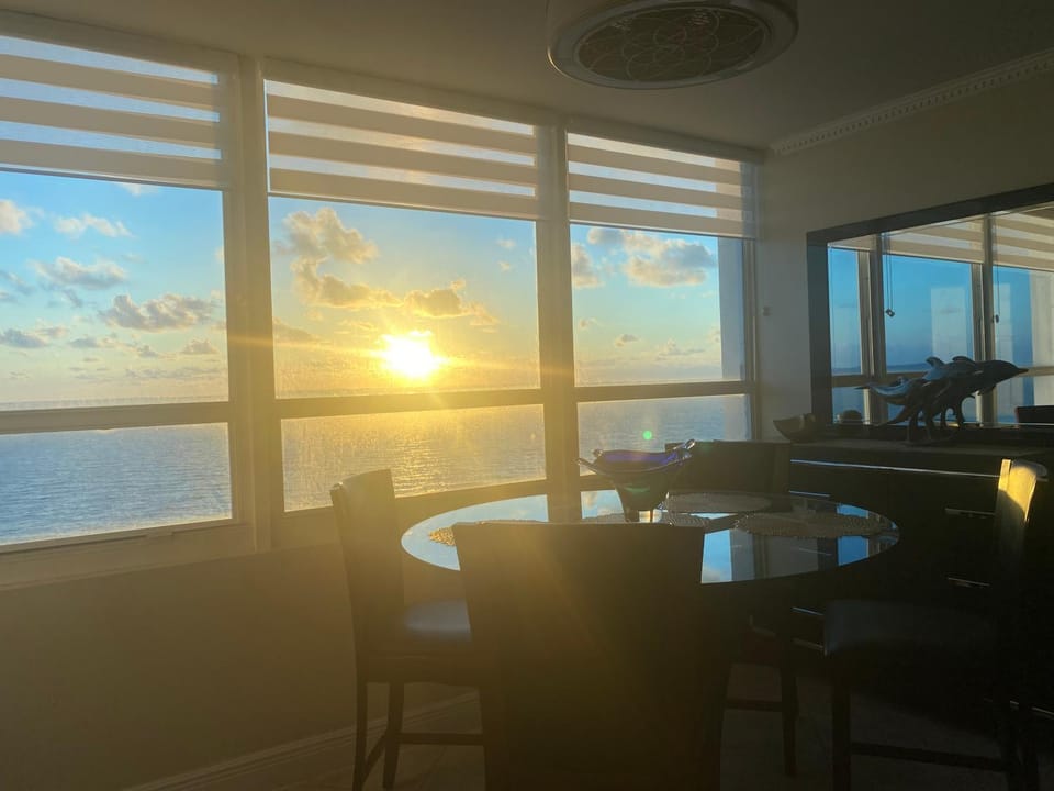 Dining area, Sea view