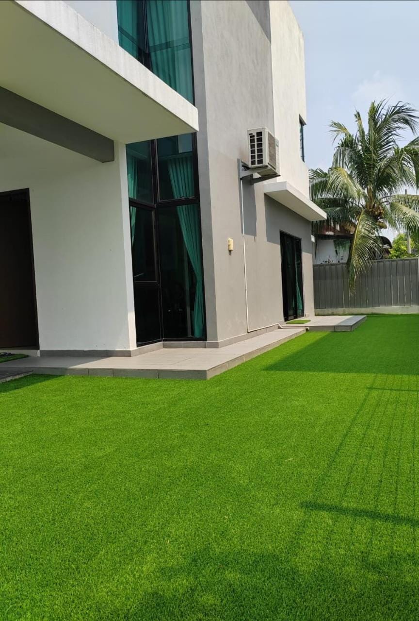 Five BEDROOMS RESIDENTIAL HOME WITH FREE WIFI House in Negeri Sembilan, Malaysia