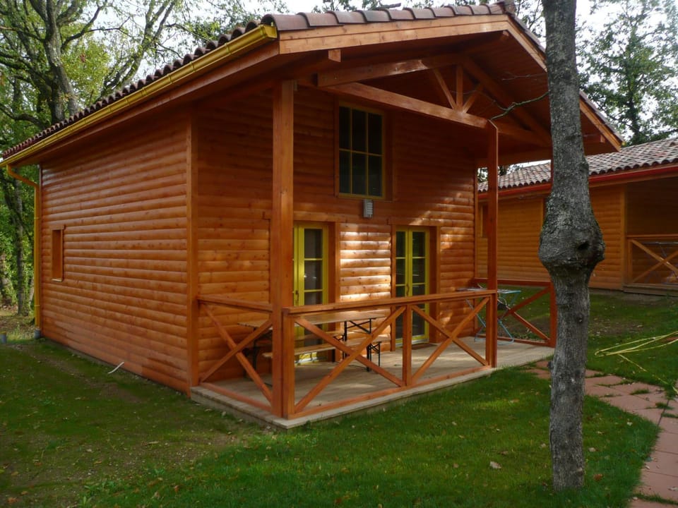 Les gîtes des Palombes House in Occitanie