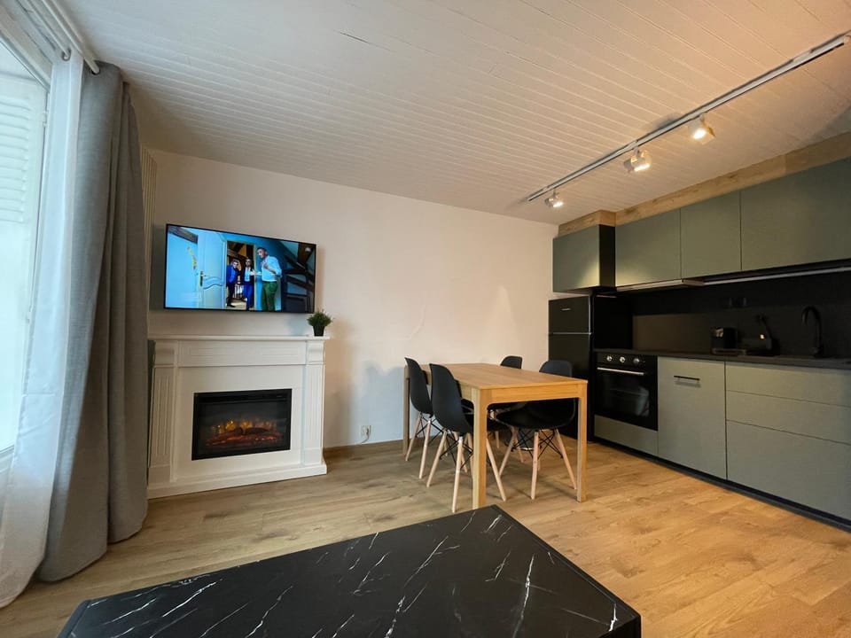 Appart centre station les 2 Alpes, parking, wifi Apartment in Les Deux Alpes