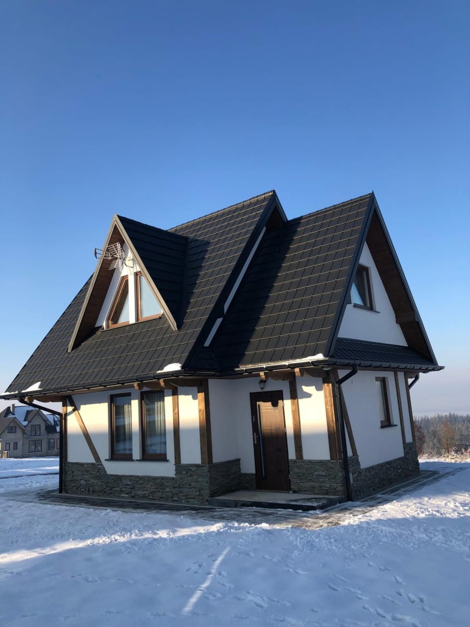 Property building, Winter