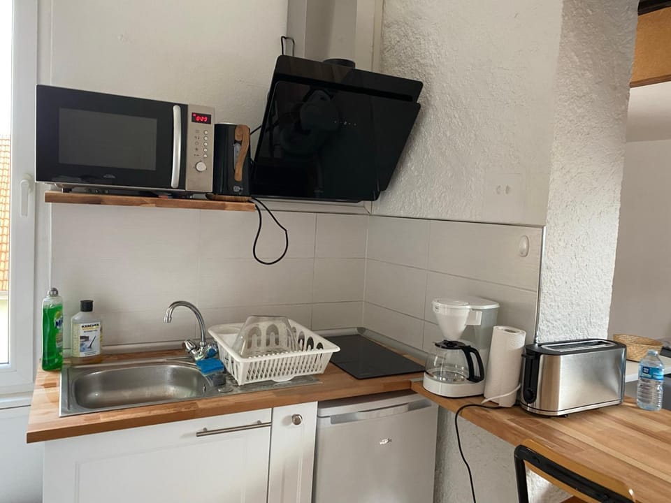 Coffee/tea facilities, Kitchen or kitchenette, minibar, toaster, kitchen