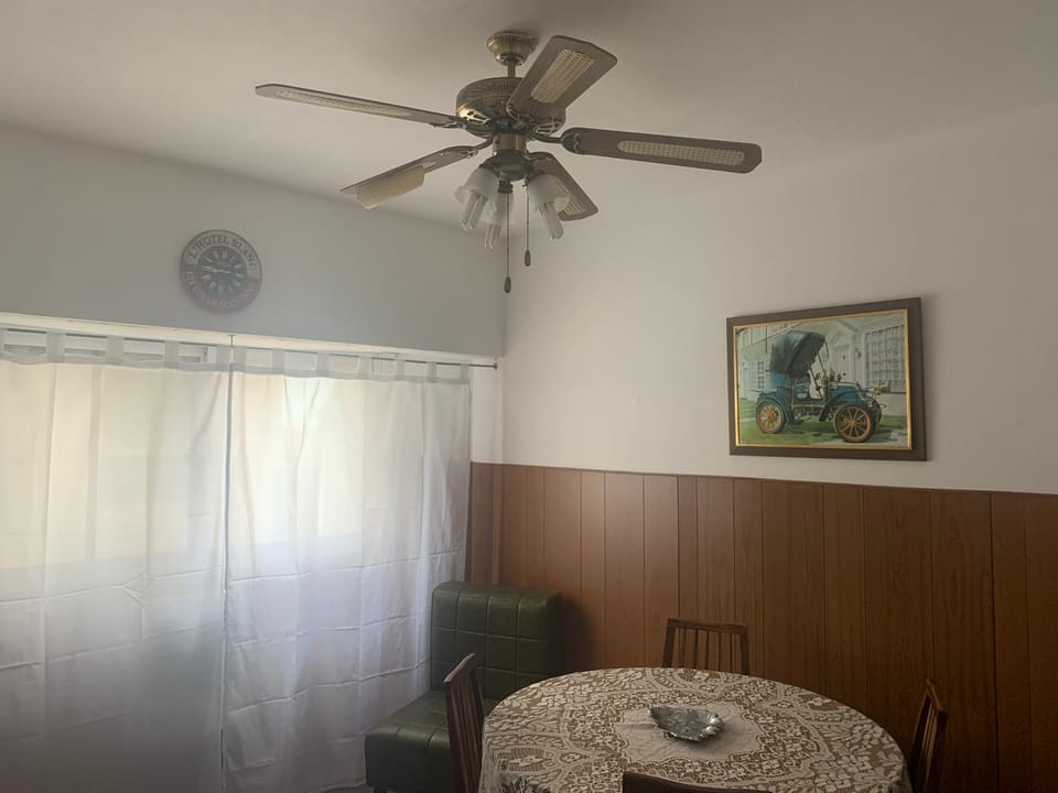 Dto en SANTA TERESITA rento por semana de fin de semana a fin de semana, a 1 cuadra de la playa y 4 del centro p 4 a 6 pax Apartment in Santa Teresita