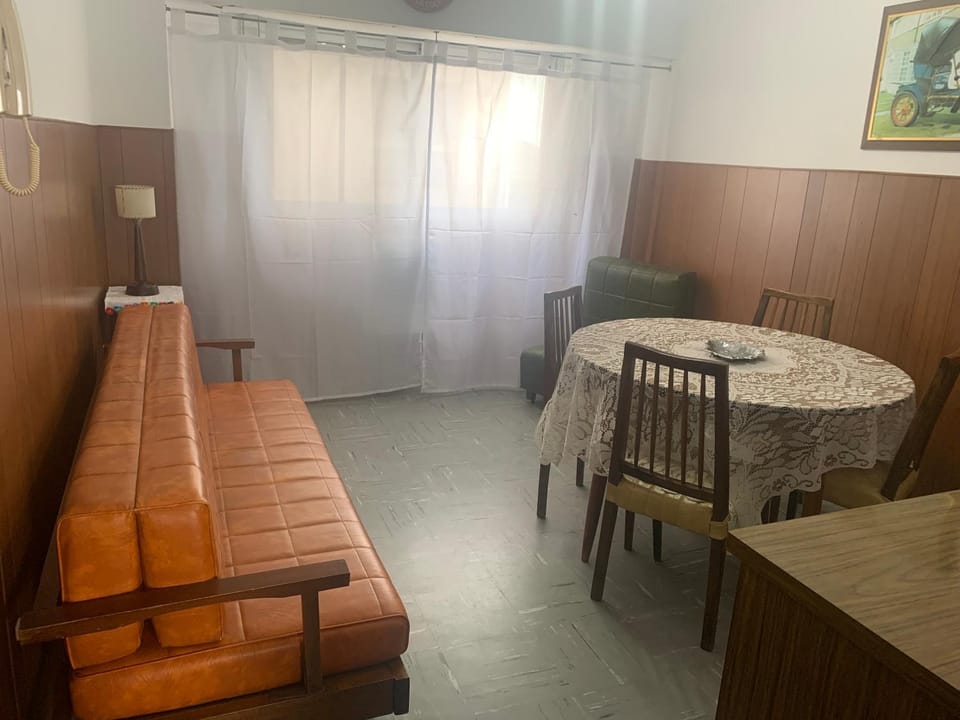 Dto en SANTA TERESITA rento por semana de fin de semana a fin de semana, a 1 cuadra de la playa y 4 del centro p 4 a 6 pax Apartment in Santa Teresita