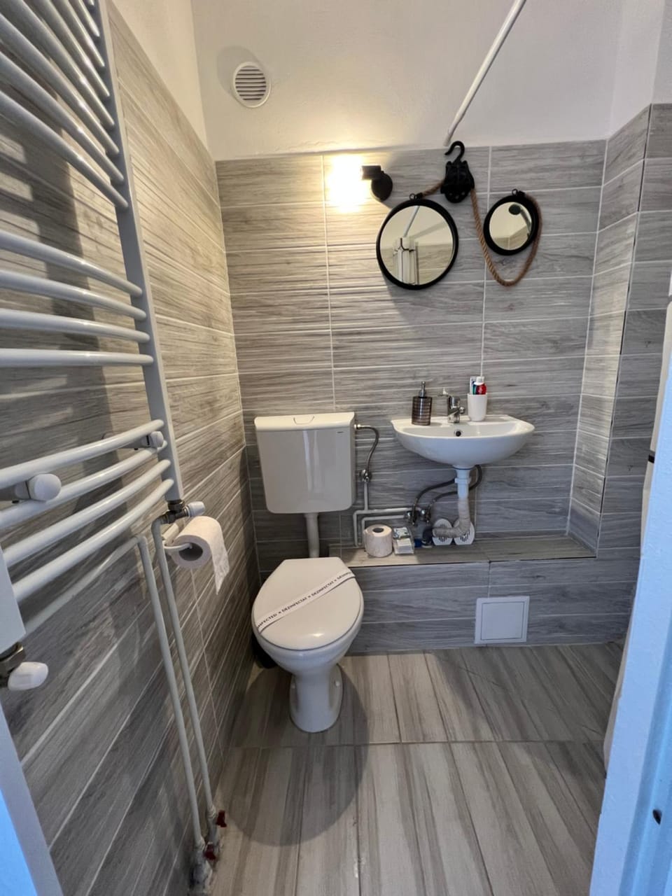 Miha modern and central apartament Apartment in Timiș County