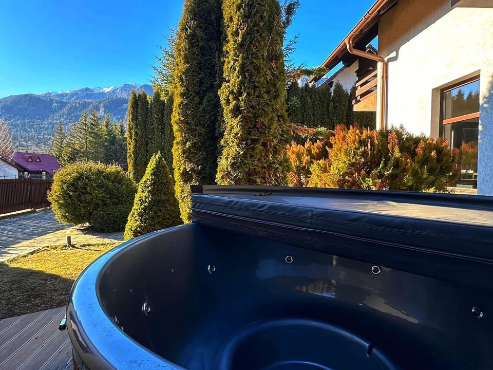 Spring, Day, Natural landscape, Garden, Garden view, Mountain view