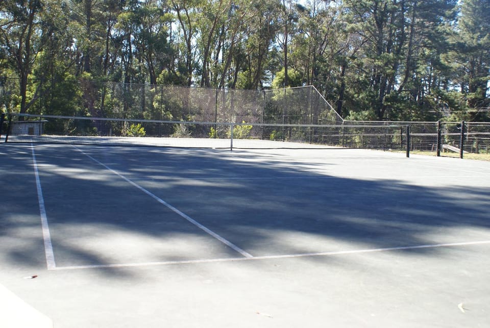 Activities, Tennis court
