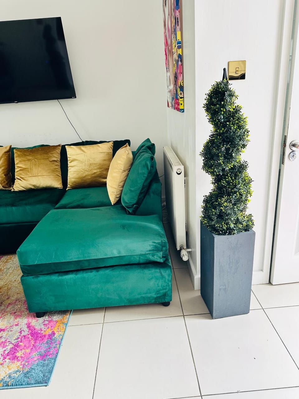 TV and multimedia, Living room, Seating area