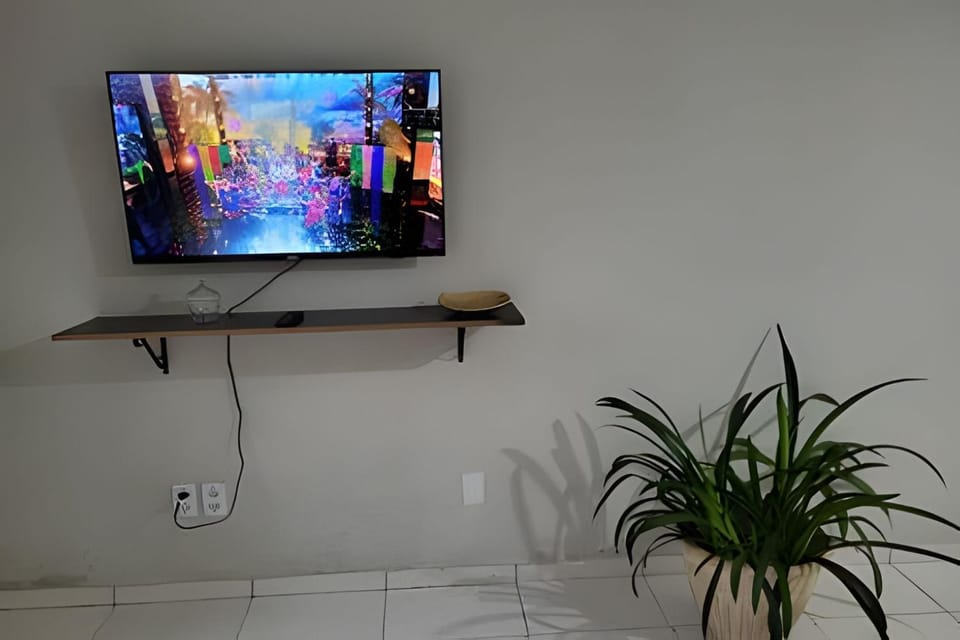 Sobrado 6 amplo e confortável em condomínio House in State of Mato Grosso do Sul, Brazil