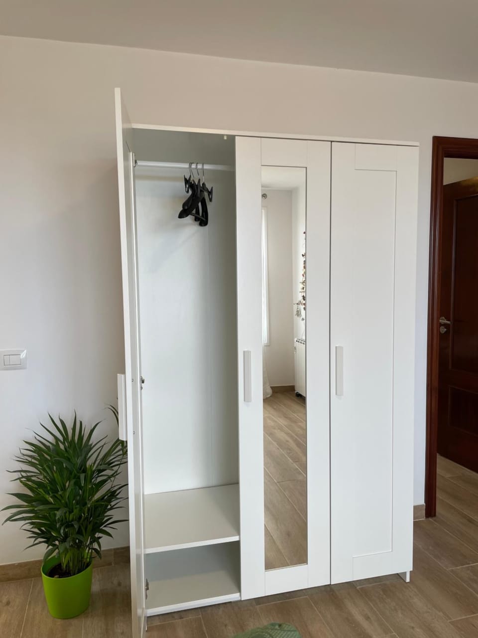 wardrobe