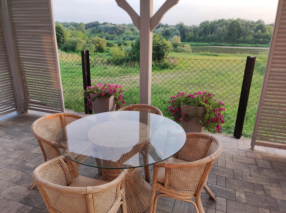 Balcony/Terrace, Garden view, River view