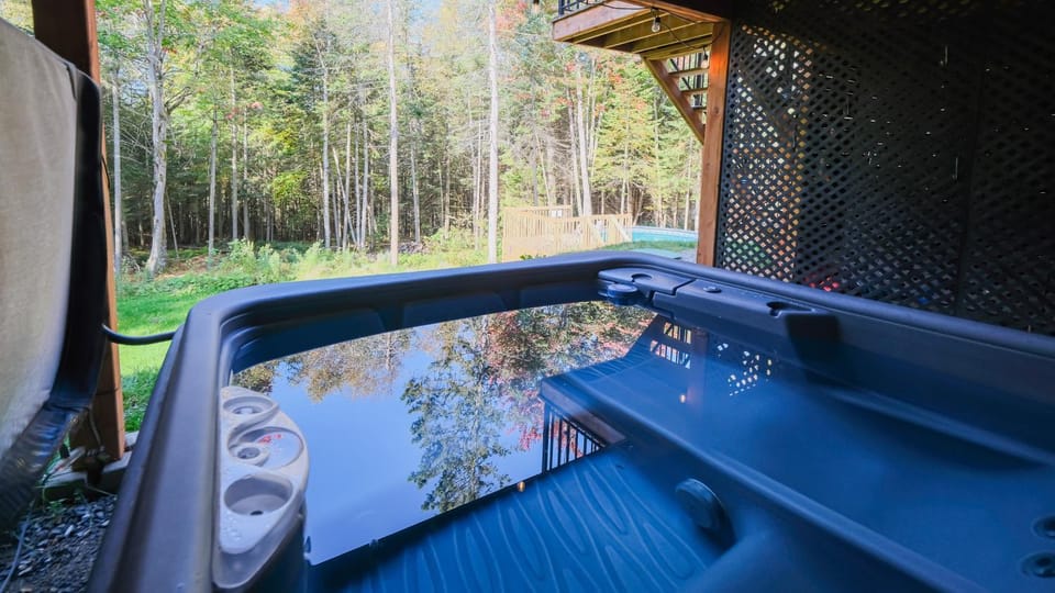 Natural landscape, Hot Tub, Pool view