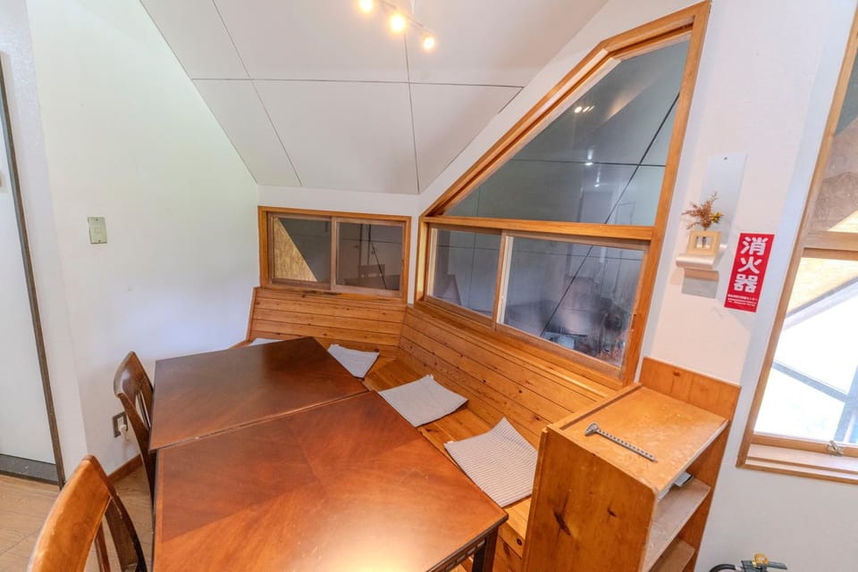 Retopia AIZU磐梯町ゲストハウス Bed and Breakfast in Japan
