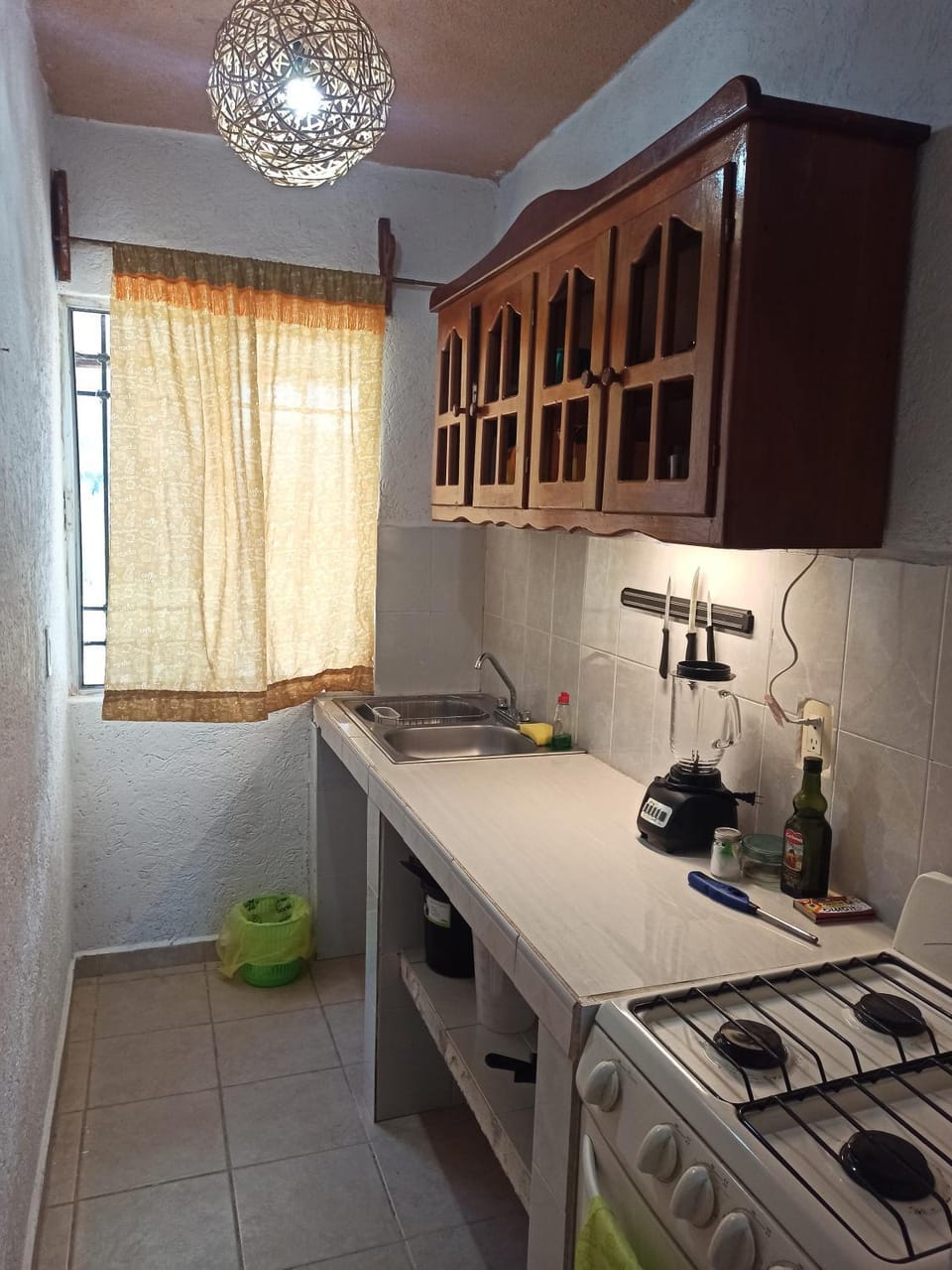 Kitchen or kitchenette, Communal kitchen