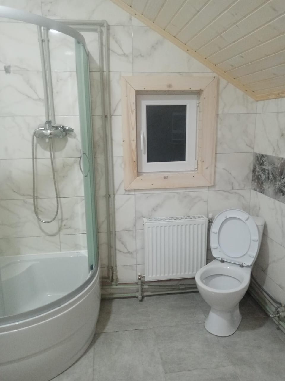 Шпінь 3 House in Ukraine