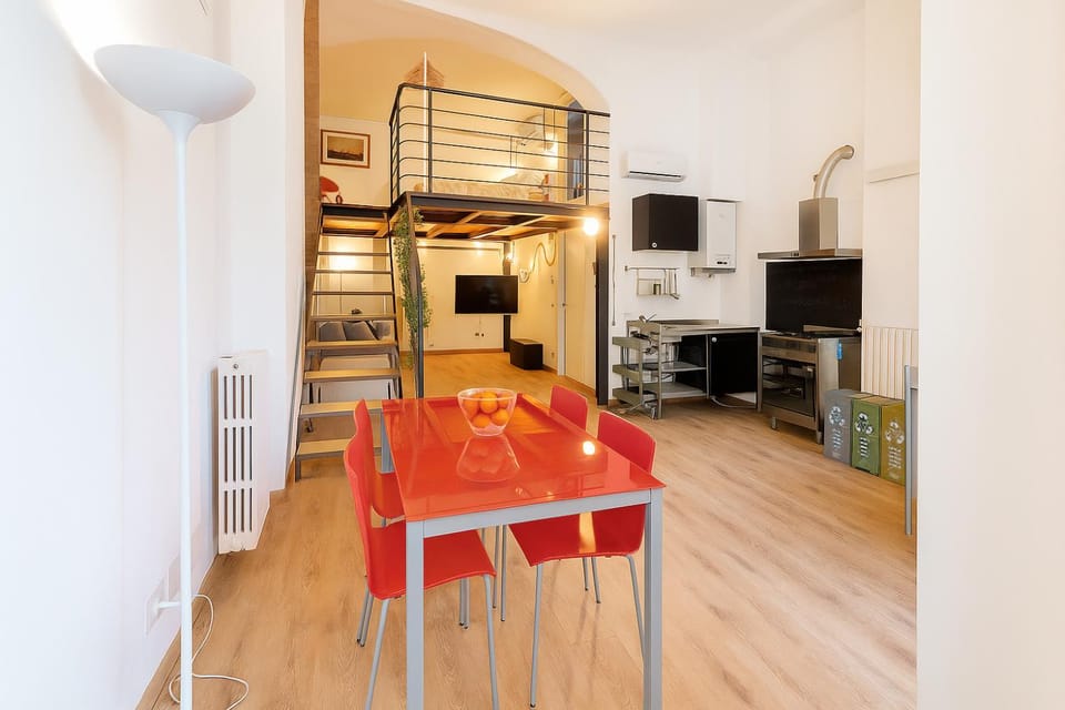 Bed, TV and multimedia, Kitchen or kitchenette, Living room, Photo of the whole room, Seating area, Dining area, oven, stove