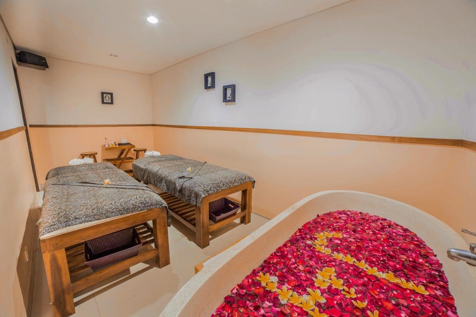 Massage, Spa and wellness centre/facilities