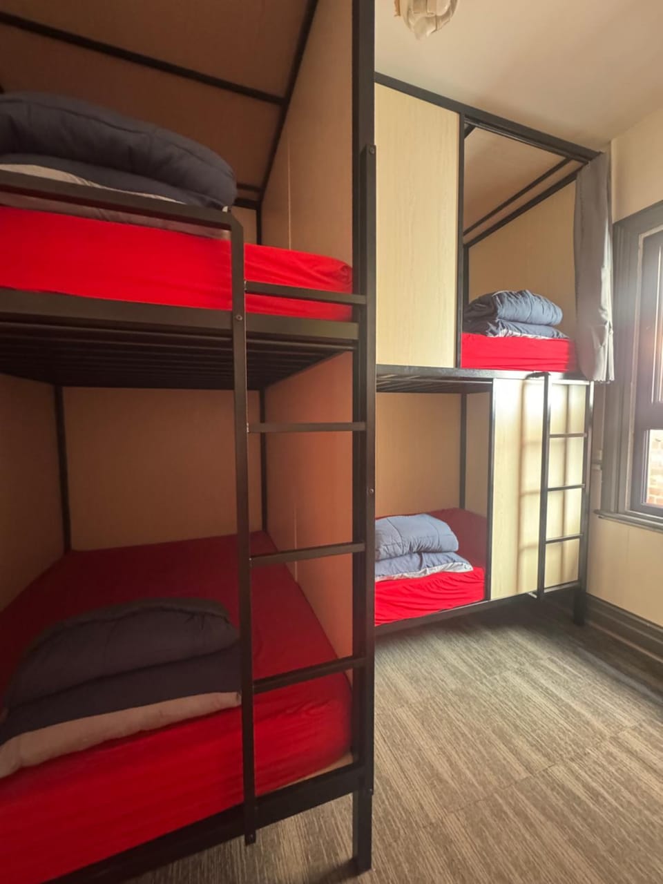 Haus Accommodation - note - Valid passport required to check-in Capsule hotel in Perth
