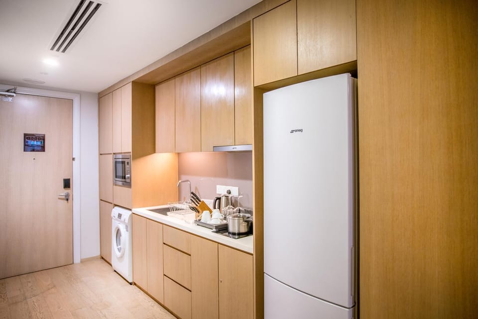Coffee/tea facilities, Kitchen or kitchenette, Communal kitchen