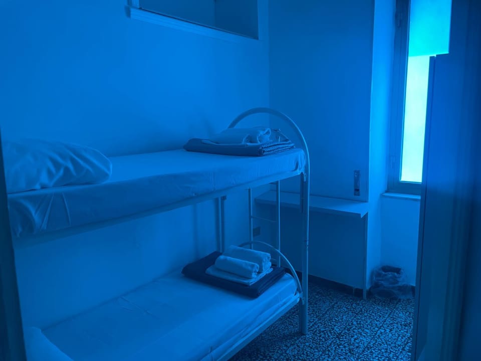 Dama HostelBB Hostel in Naples