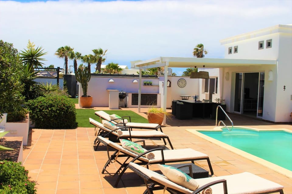 Villa Soraya Faro Park Villa in Isla de Lanzarote