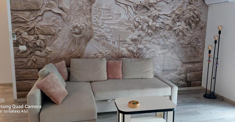 Living room, Decorative detail