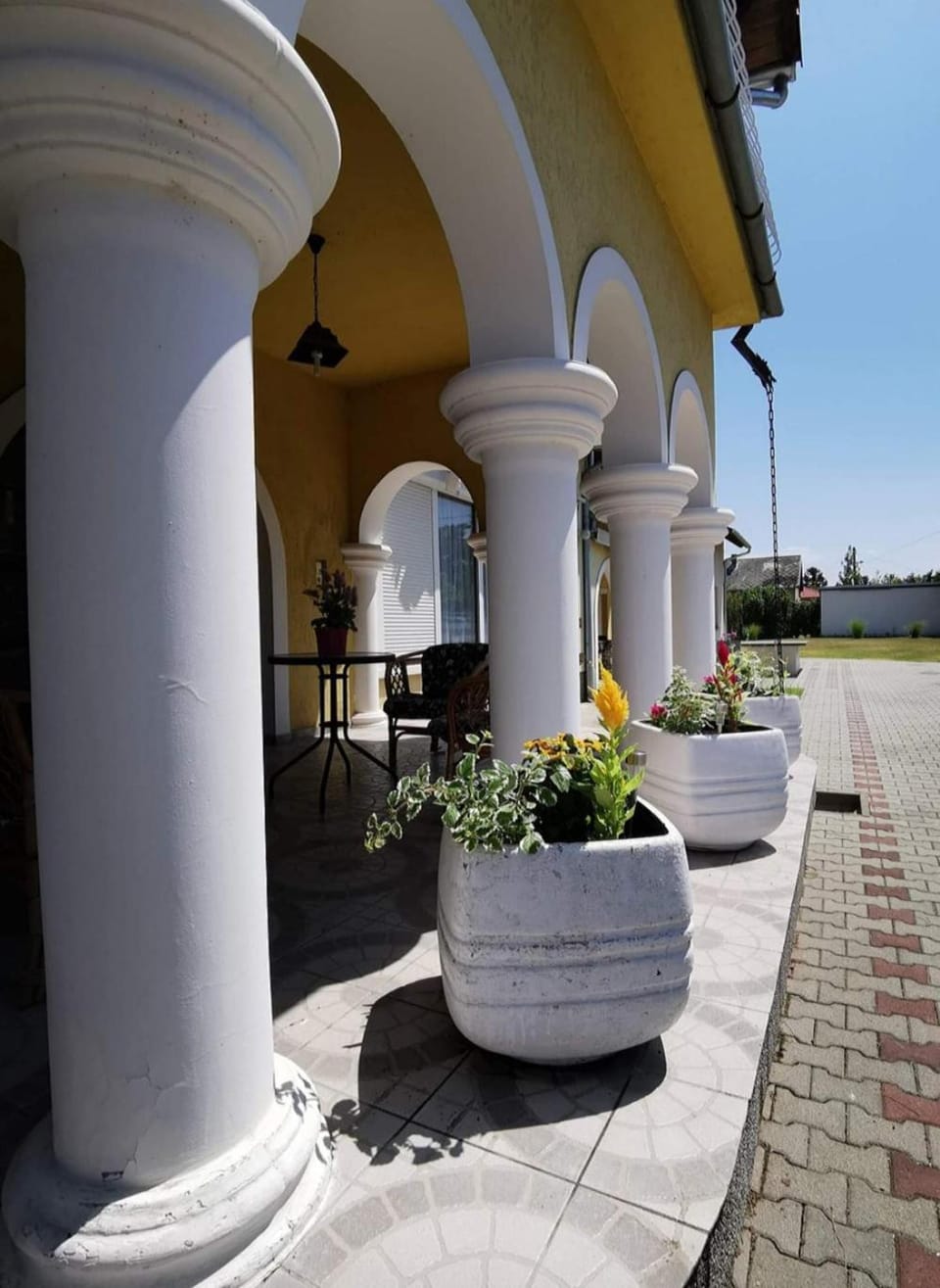 Miranda Apartmanház Apartment in Siófok