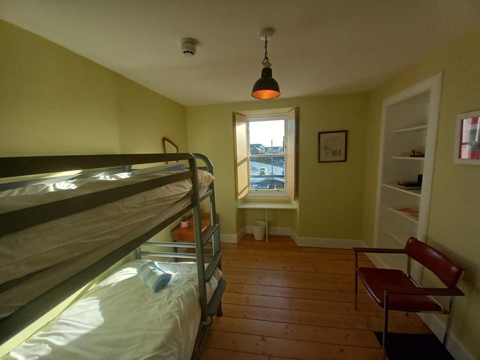 bunk bed