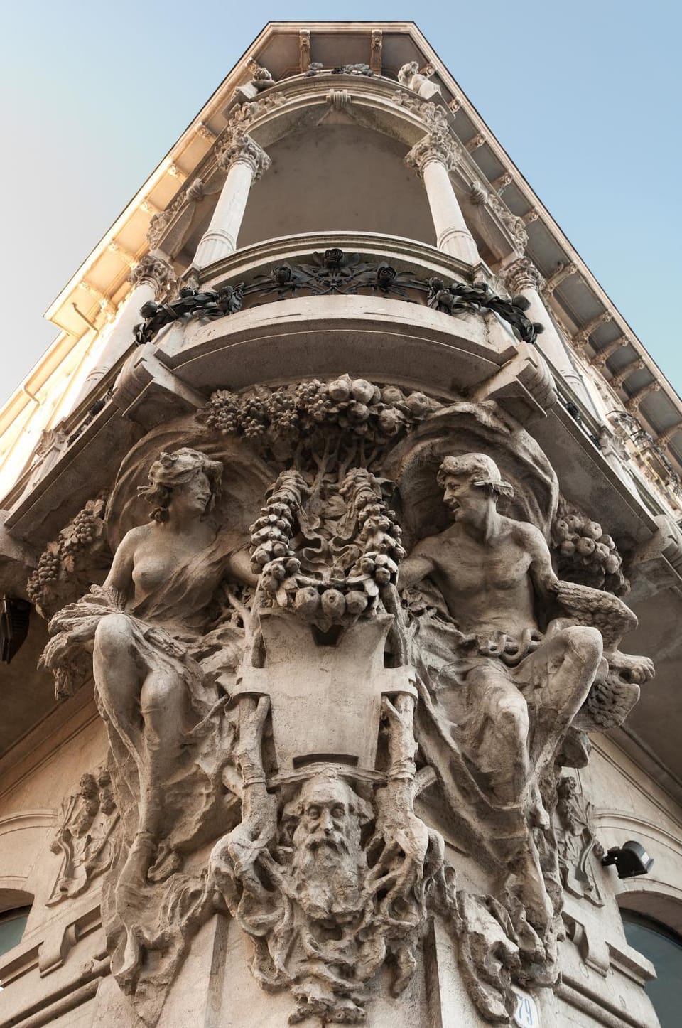 Property building, Facade/entrance, Decorative detail