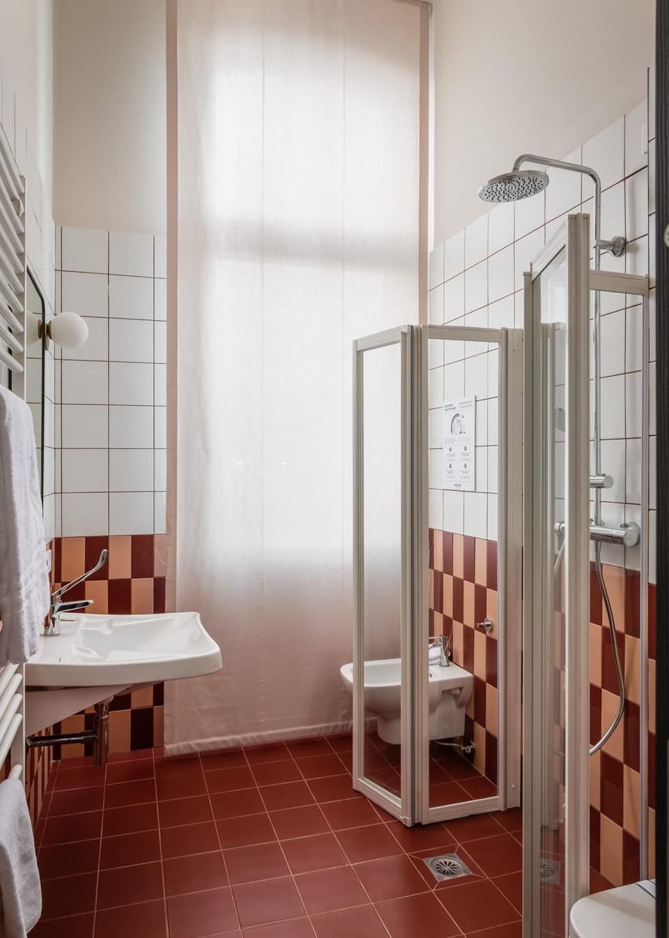 Shower, Bathroom, internet, towels