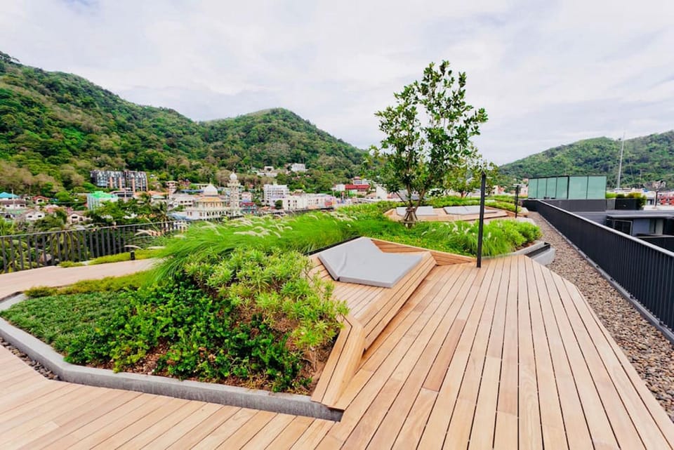 Balcony/Terrace, Garden view