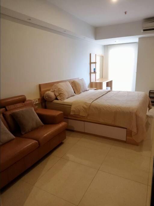 #18 Apartemen The Pinnacle - Louis Kienne Pandanaran Semarang Apartment in Indonesia
