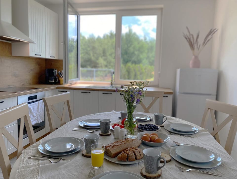 Breakfast, kitchen