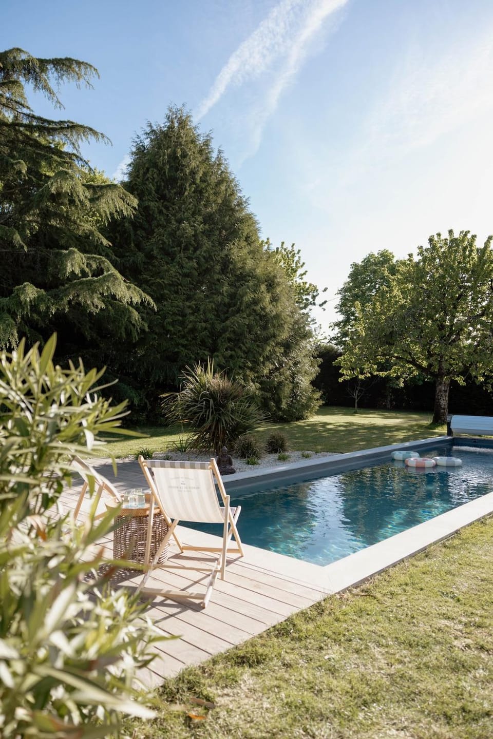Manoir de la Nogrie - Chambre de charme avec accès privatif - Piscine chauffée sur domaine 5 étoiles à la campagne Bed and Breakfast in Brittany