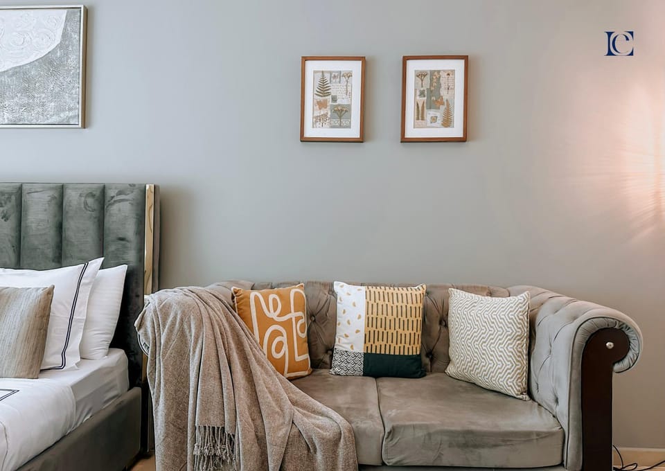 Living room, Photo of the whole room, Seating area