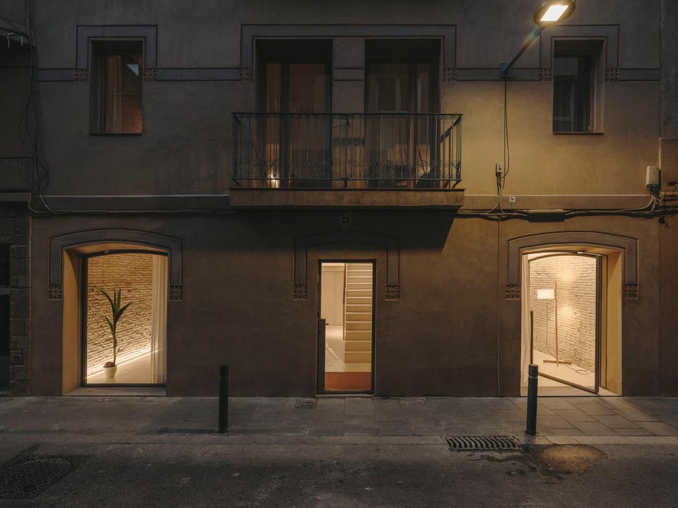 Facade/entrance