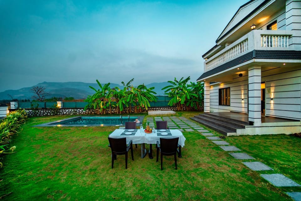Property building, Garden, View (from property/room)