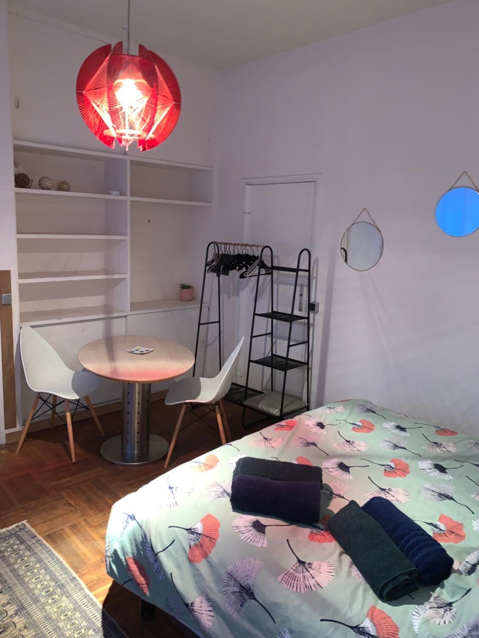 Photo of the whole room