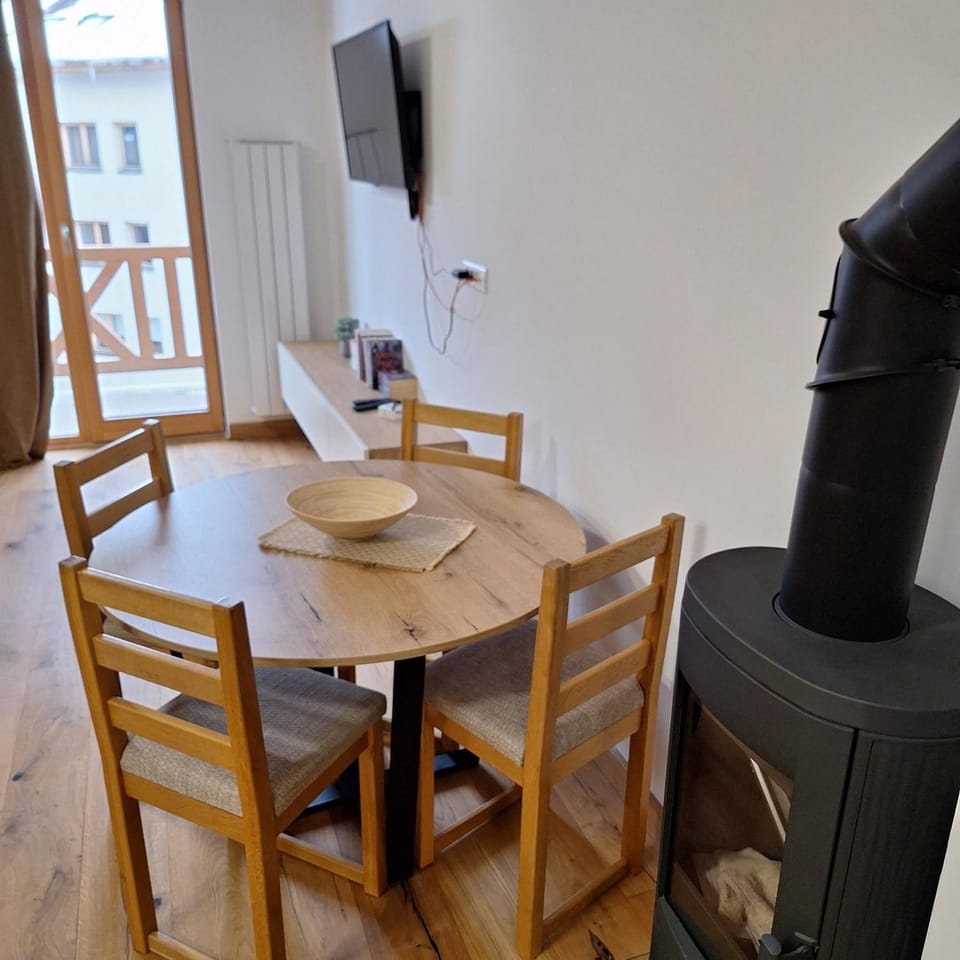 Aparthotel Vucko Apartman D444 private host Apartment in Federation of Bosnia and Herzegovina