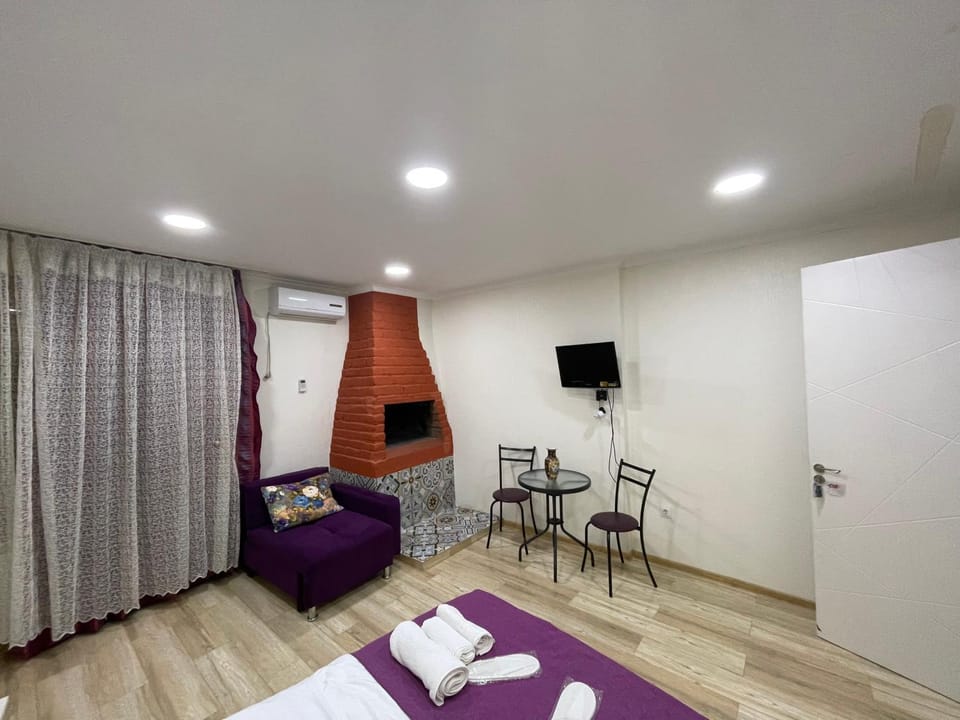 TV and multimedia, Photo of the whole room, Seating area