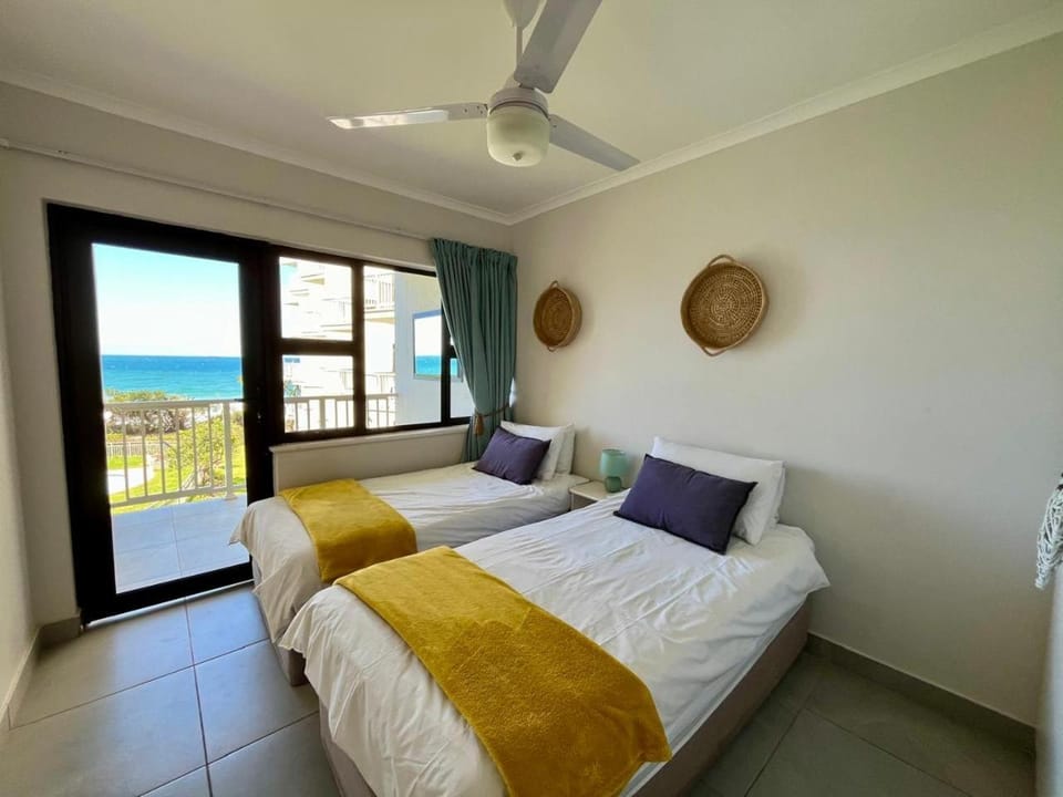 The Umdloti Lighthouse Tripelx Apartment in KwaZulu-Natal